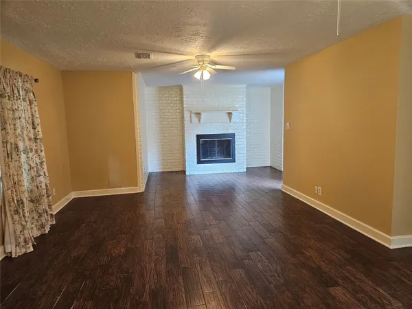 $295,000 | 14906 Quaking Aspen Drive, Tomball, TX 77377