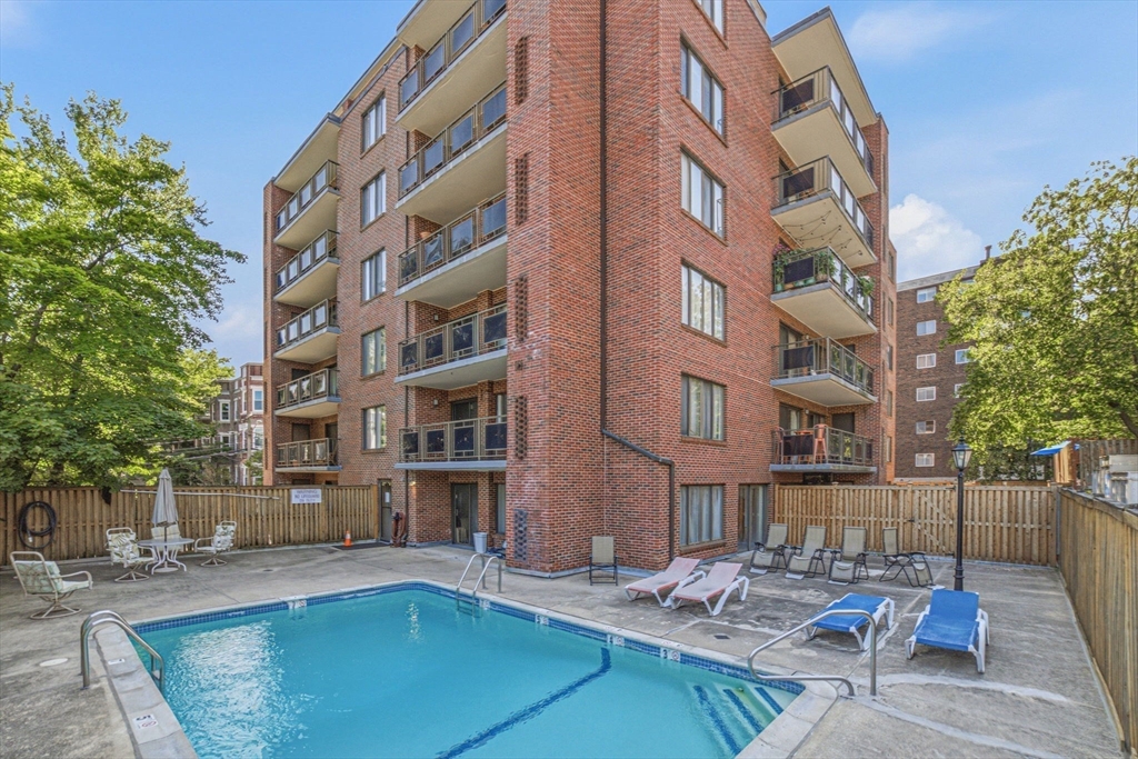 30 Stearns Road, Unit 505 Brookline, MA 02446 - Photo 29 of 33
