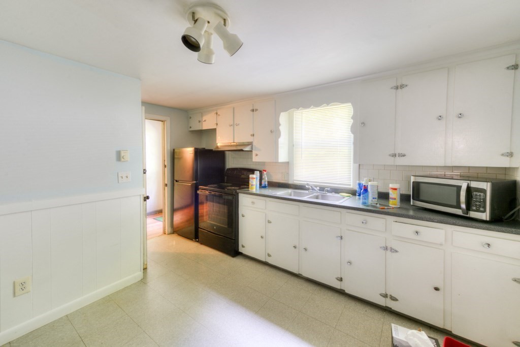 56 Morton Station Road Charlton, MA 01507 - Photo 14 of 29