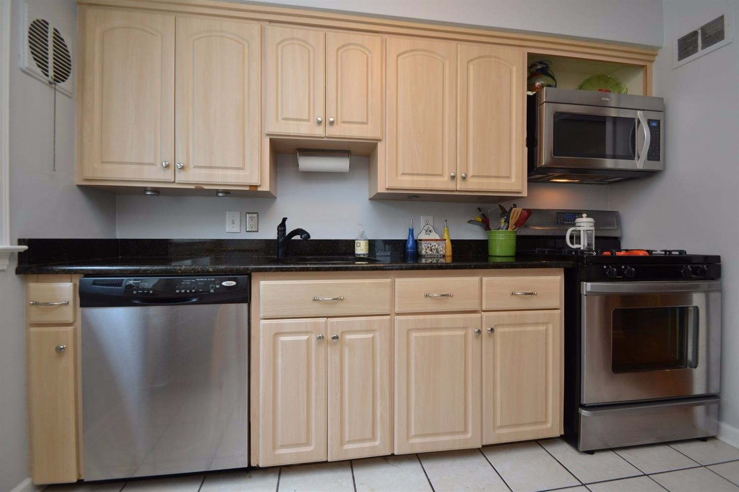 1610 Cherokee Road Ann Arbor, MI 48104 - Photo 8 of 10 Photo 8