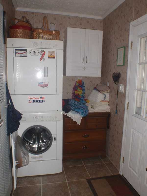 1230 7 Pines Road Barnwell, SC 29812 - Photo 10 of 16 Laundry