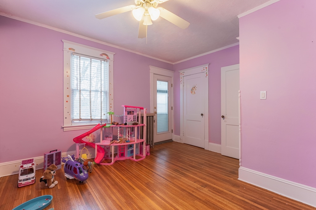 58 Appleton Street Springfield, MA 01108 - Photo 8 of 20