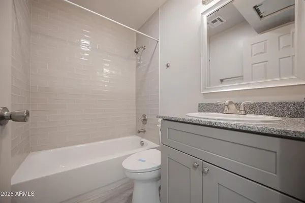 $1,195 | 2121 West Adams Street, Unit B202, Phoenix, AZ 85009