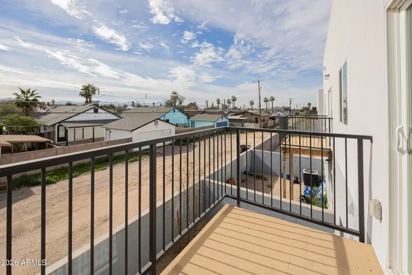 $1,195 | 2121 West Adams Street, Unit B202, Phoenix, AZ 85009