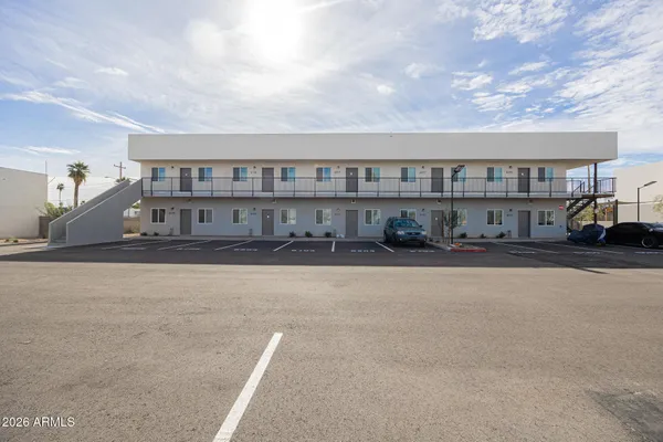 $1,295 | 2121 West Adams Street, Unit B202, Phoenix, AZ 85009