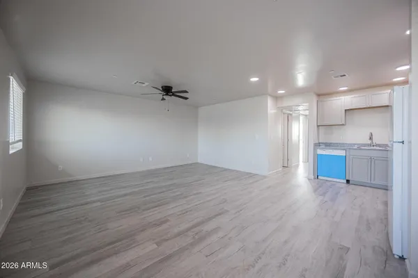 $1,195 | 2121 West Adams Street, Unit B202, Phoenix, AZ 85009