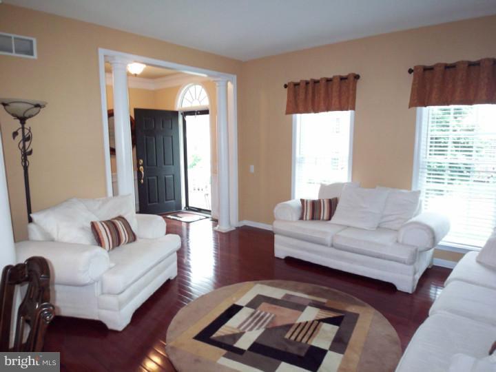 709 Churchill Road Chester Springs, PA 19425 - Photo 8 of 25 Gallery Image 8