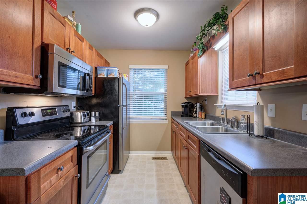 9501 Moon Road Warrior, AL 35180 - Photo 2 of 17