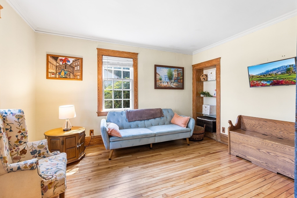 52 Flagg Street Worcester, MA 01602 - Photo 10 of 22 Gallery Image 10