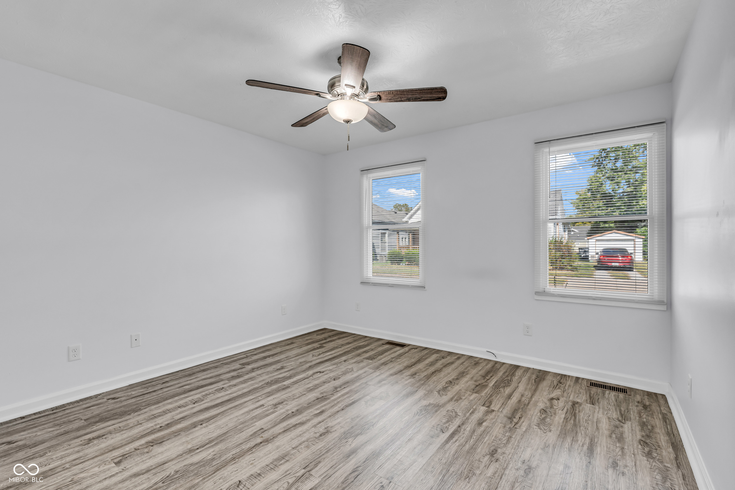 608 South Main Street Fortville, IN 46040 - Photo 9 of 36
