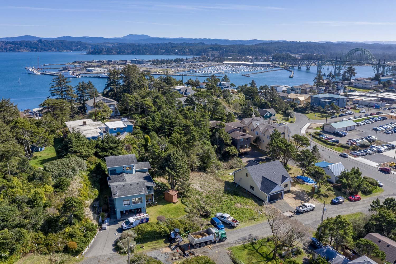11200 Southwest 10th Street Newport, OR 97365 - Photo 3 of 15 Neighborhood South Overview