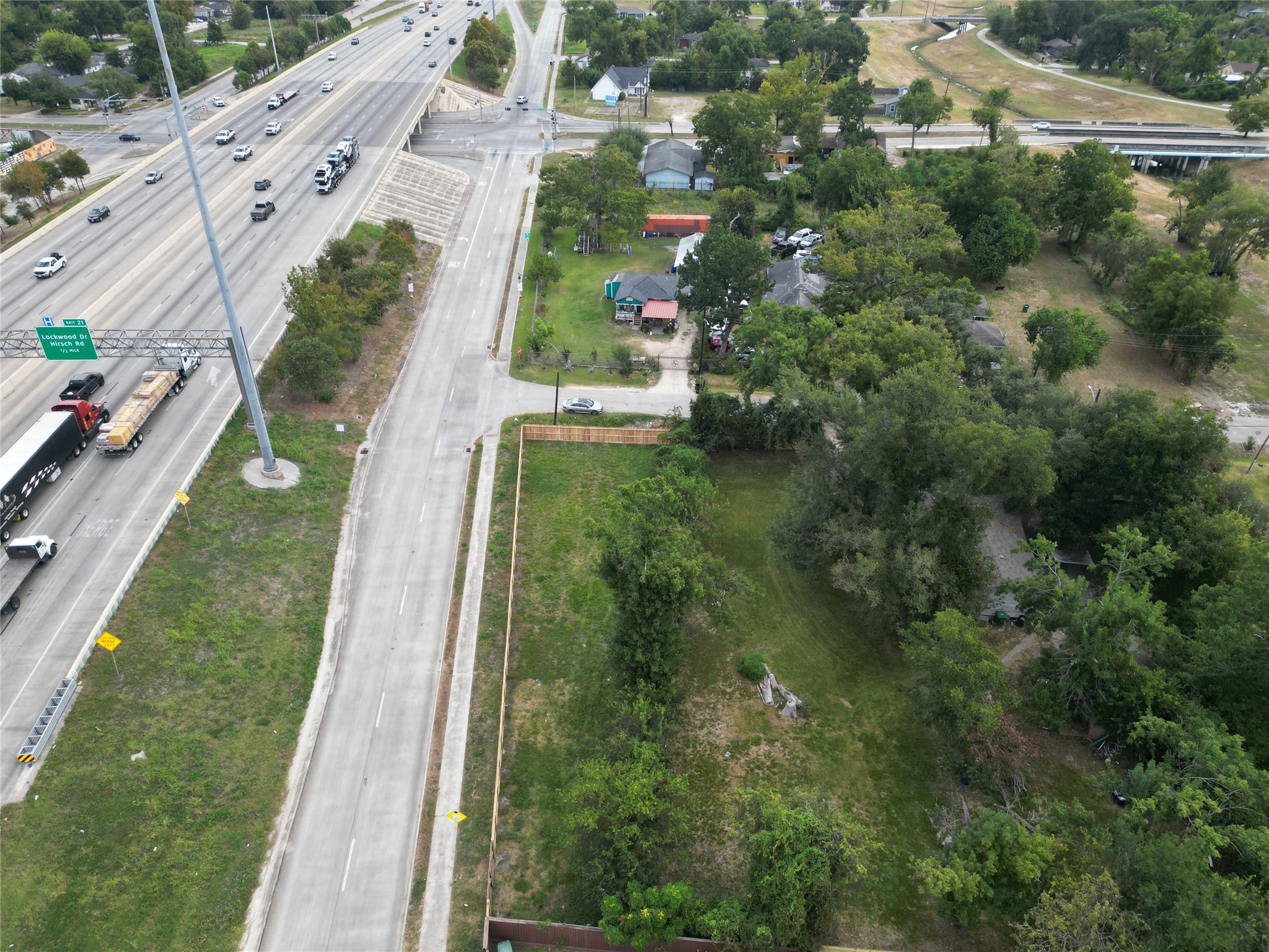 0 Leffingwell Street Houston, TX 77026 - Photo 5 of 11 an aerial view of residential houses with outdoor space and trees