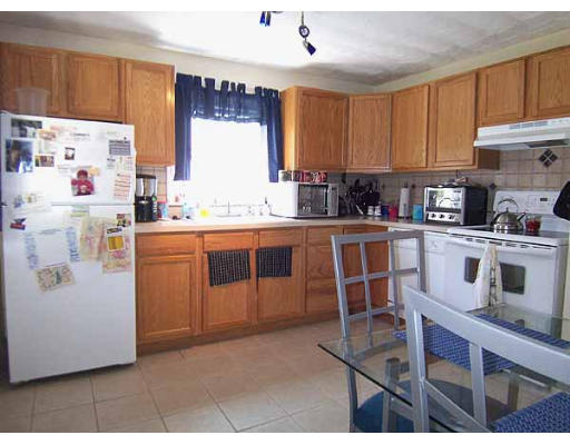 99 Wheeler Avenue Springfield, MA 01118 - Photo 3 of 8 Gallery Image 3