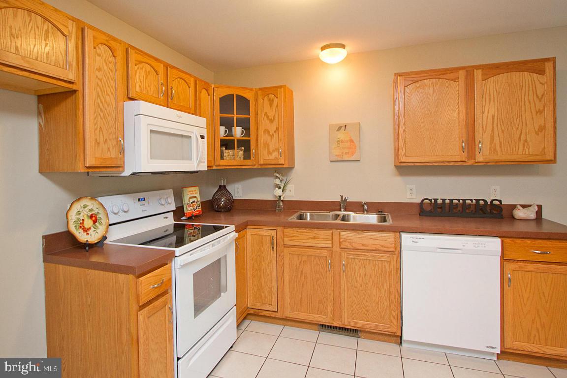 785 Sylvan Road Lancaster, PA 17601 - Photo 5 of 41 Gallery Image 5