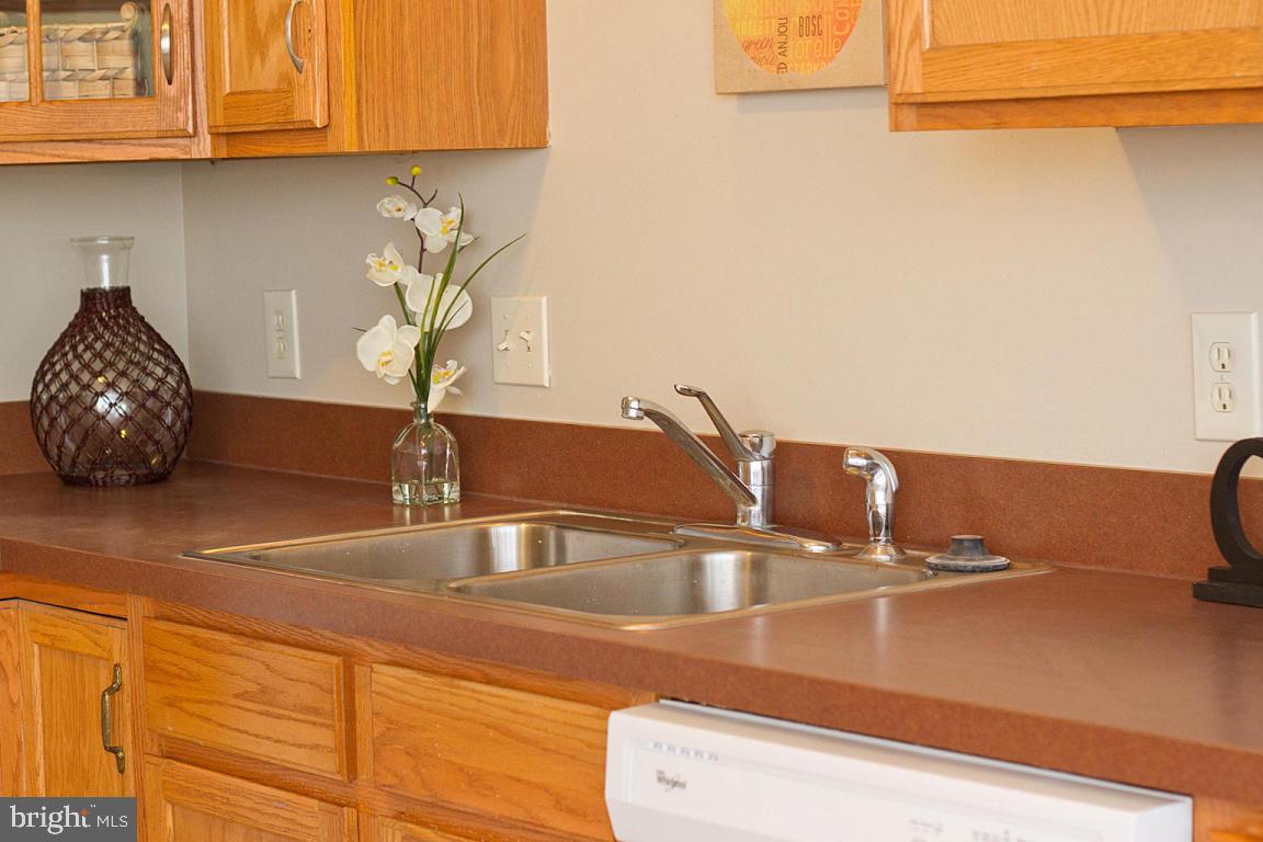 785 Sylvan Road Lancaster, PA 17601 - Photo 8 of 41 Gallery Image 8