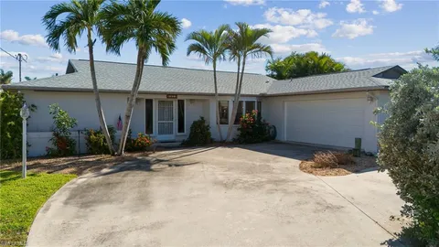 $550,000 | 4923 Santa Monica Court, Cape Coral, FL 33904