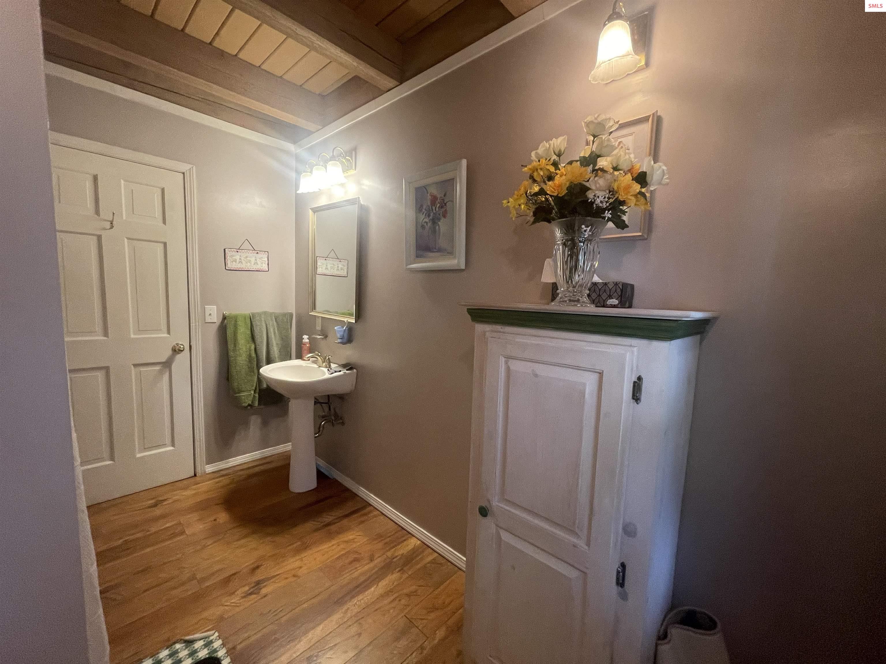 631 Wolverine Road Moyie Springs, ID 83845 - Photo 26 of 87 Main Floor Bath