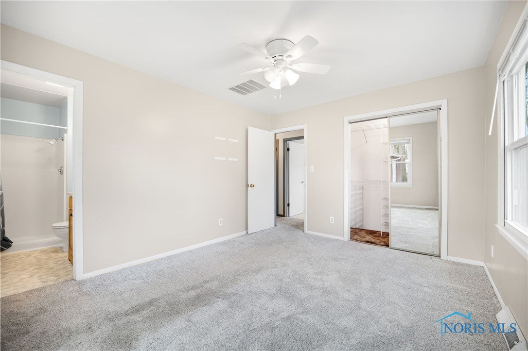 8431 Faldl Road Sylvania, OH 43560 - Photo 13 of 34 Primary Bedroom w/ attached bathroom