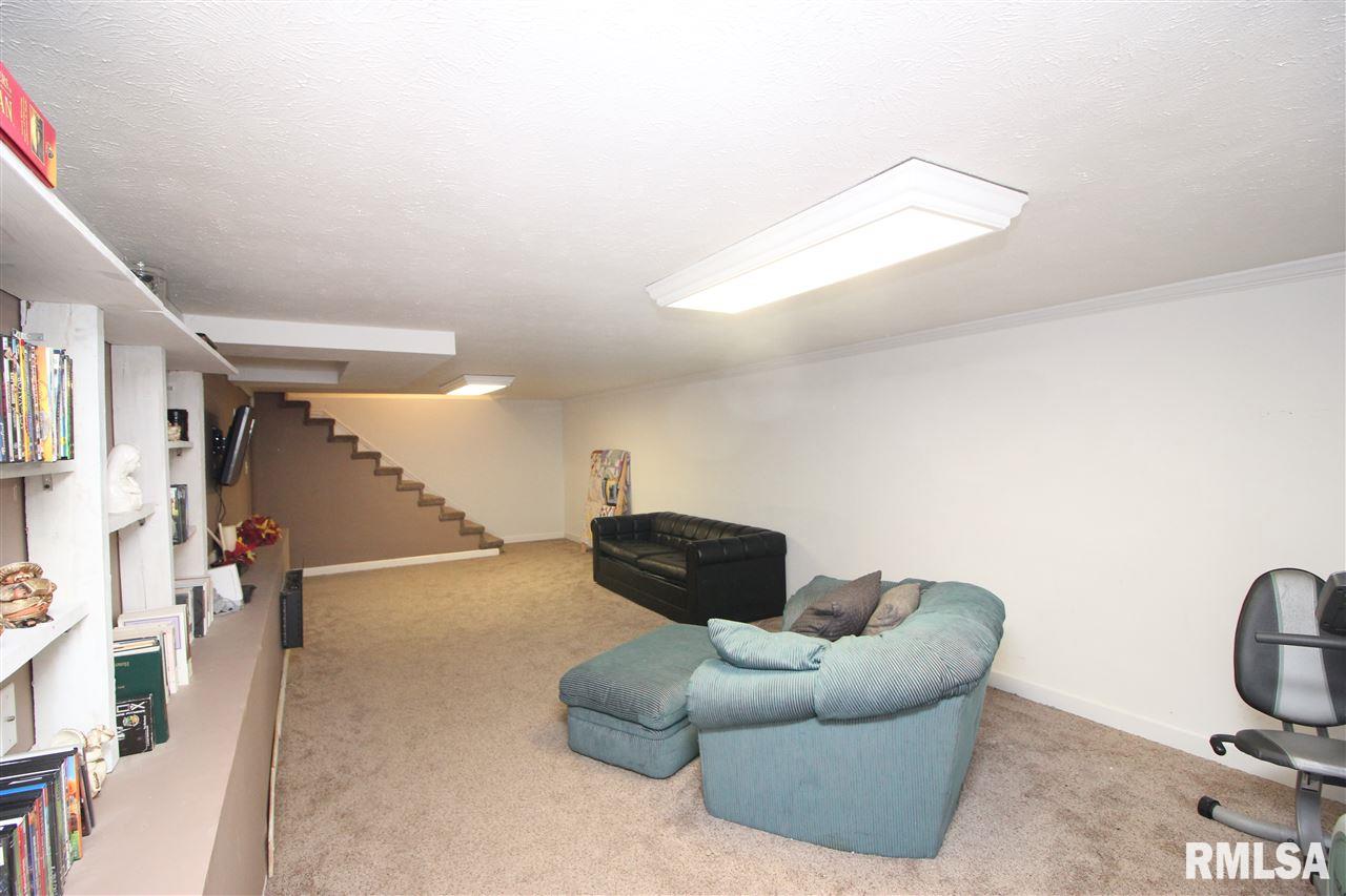 18 Stelte Lane Springfield, IL 62702 - Photo 17 of 26