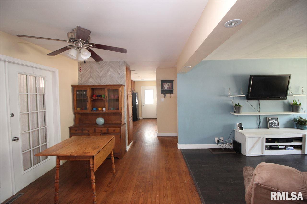 18 Stelte Lane Springfield, IL 62702 - Photo 5 of 26