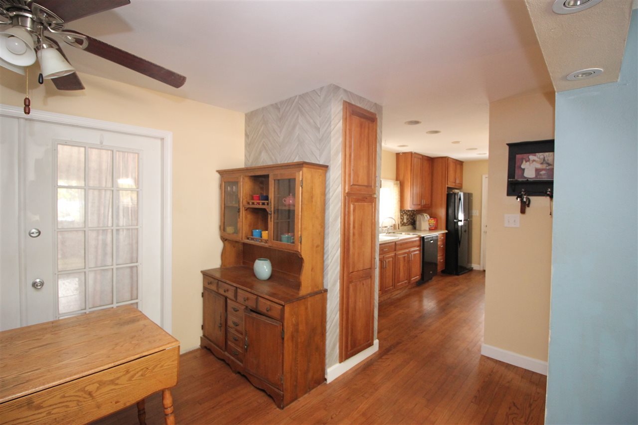 18 Stelte Lane Springfield, IL 62702 - Photo 8 of 26