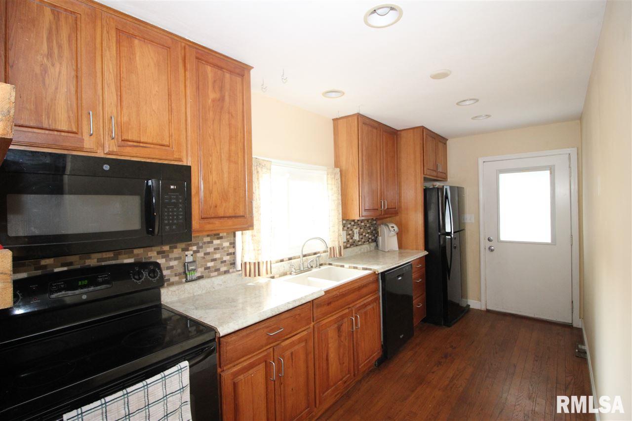 18 Stelte Lane Springfield, IL 62702 - Photo 9 of 26