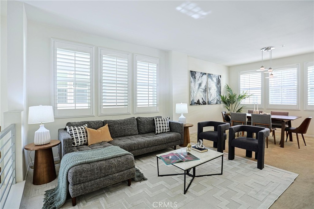 347 East Memory Lane Santa Ana, CA 92705 - Photo 14 of 70