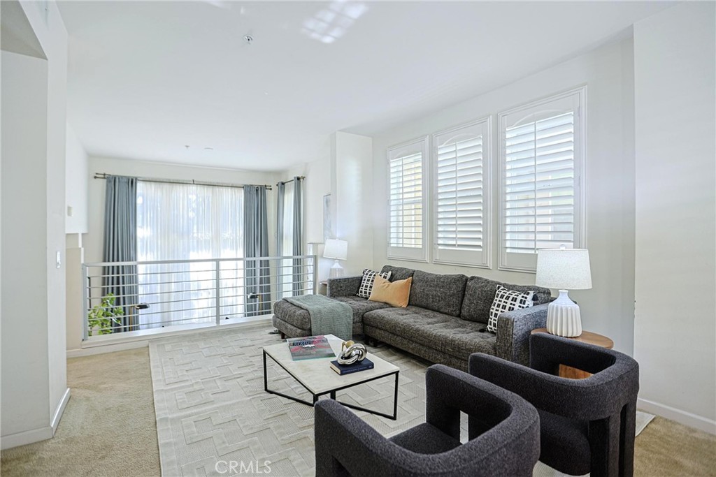 347 East Memory Lane Santa Ana, CA 92705 - Photo 16 of 70