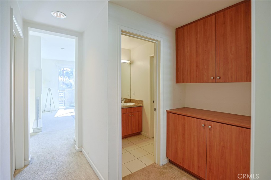 347 East Memory Lane Santa Ana, CA 92705 - Photo 38 of 70