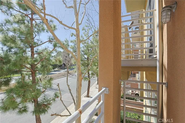$885,000 | 347 East Memory Lane, Santa Ana, CA 92705