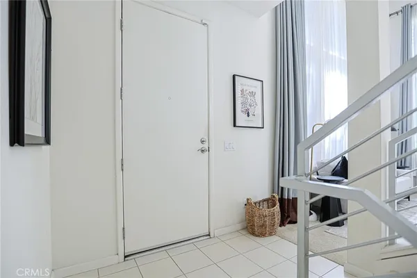 $885,000 | 347 East Memory Lane, Santa Ana, CA 92705