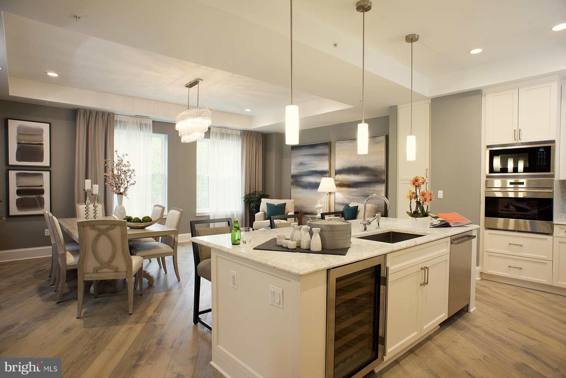 8111 River Road, Unit 114 Bethesda, MD 20817 - Photo 11 of 23 Kitchen