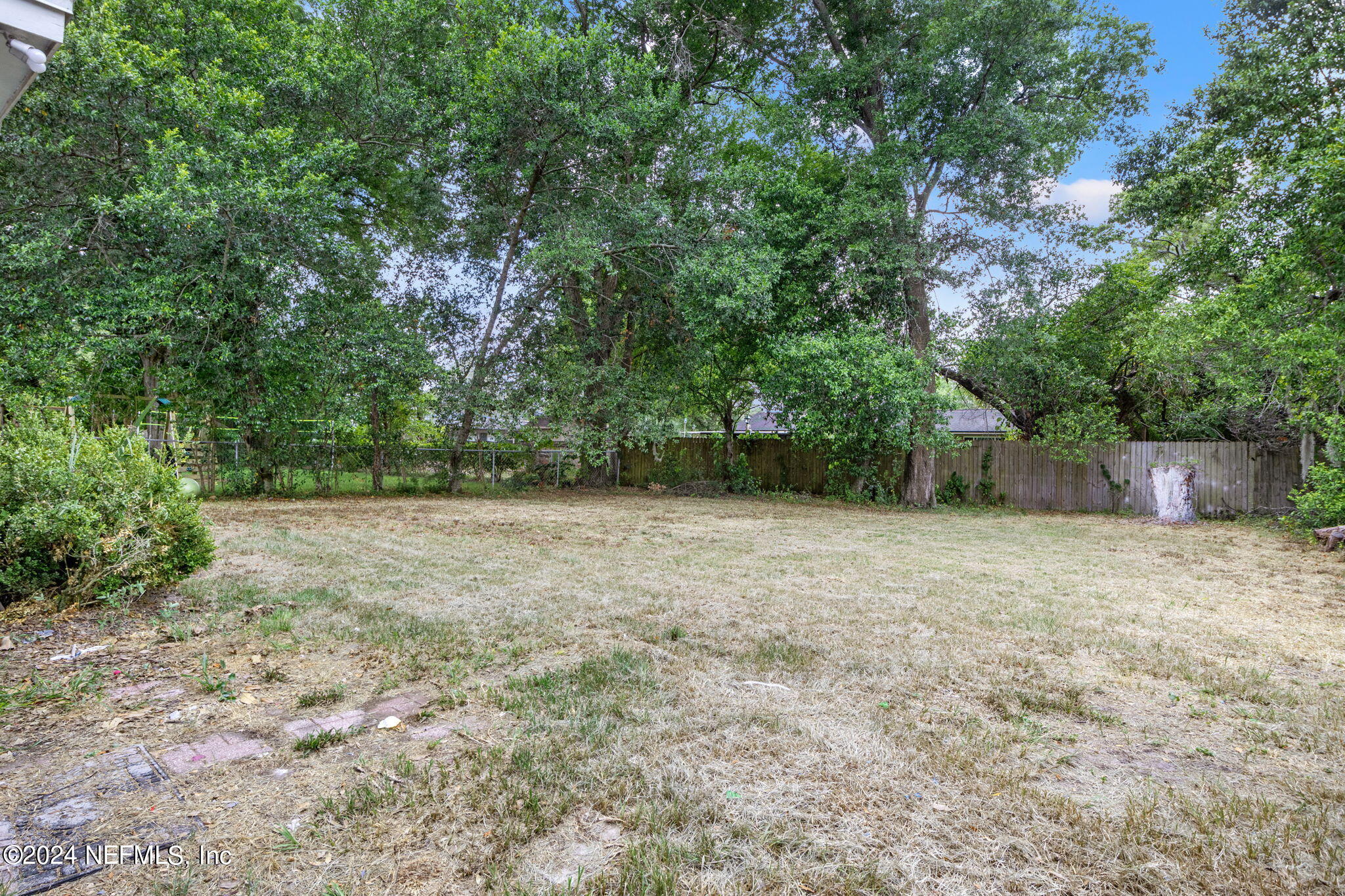 3850 Rogero Road Jacksonville, FL 32277 - Photo 28 of 29 28-web-or-mls-_MG_1608