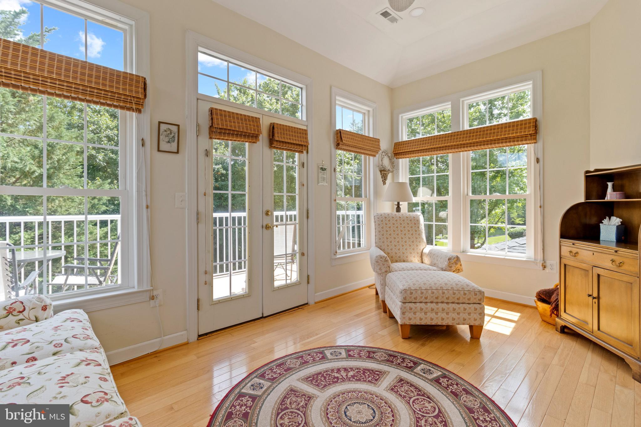 23703 Woodfield Road Gaithersburg, MD 20882 - Photo 20 of 97 Sitting room off of Primary side #2. Leads to deck