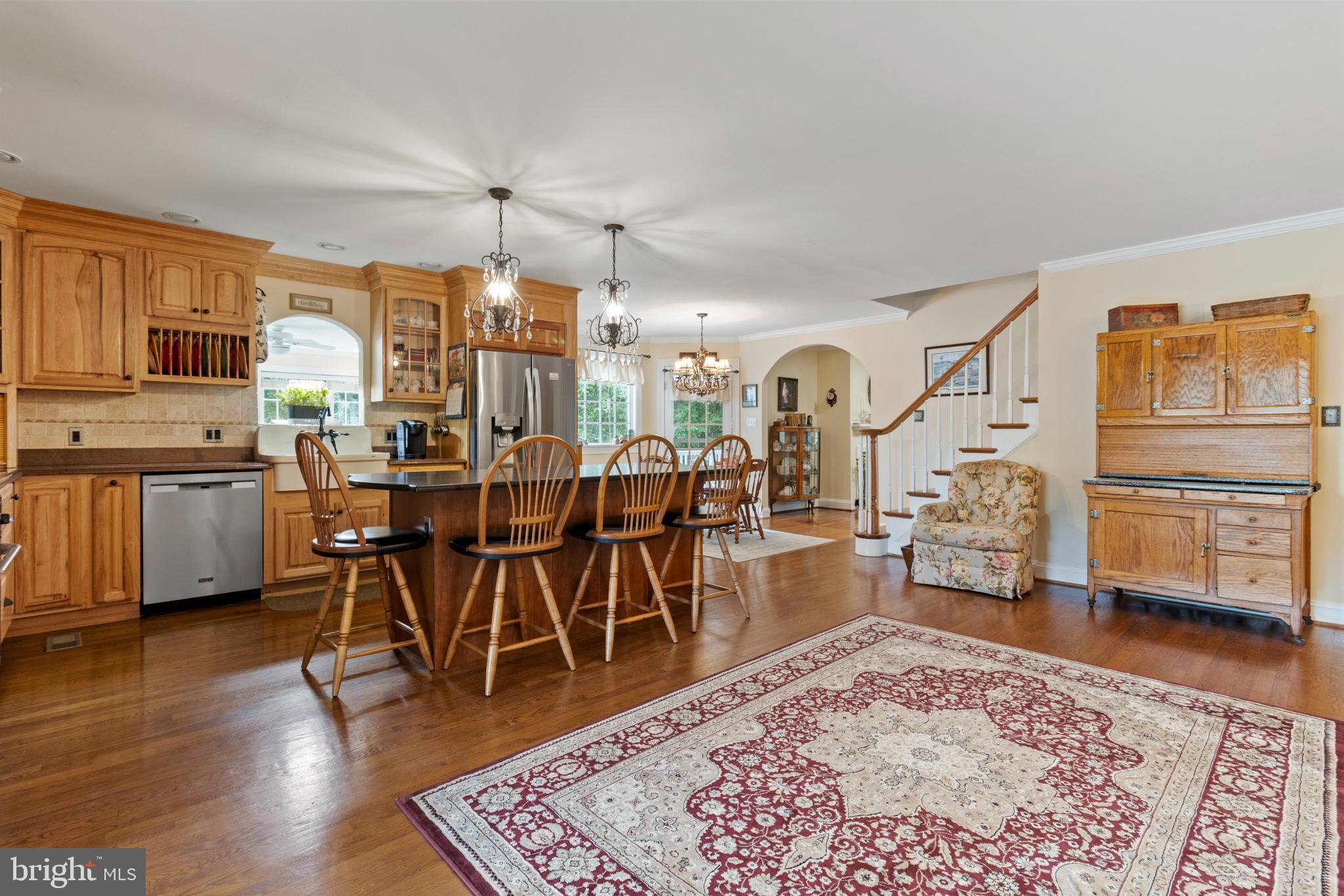 23703 Woodfield Road Gaithersburg, MD 20882 - Photo 29 of 97 Kitchen side #2