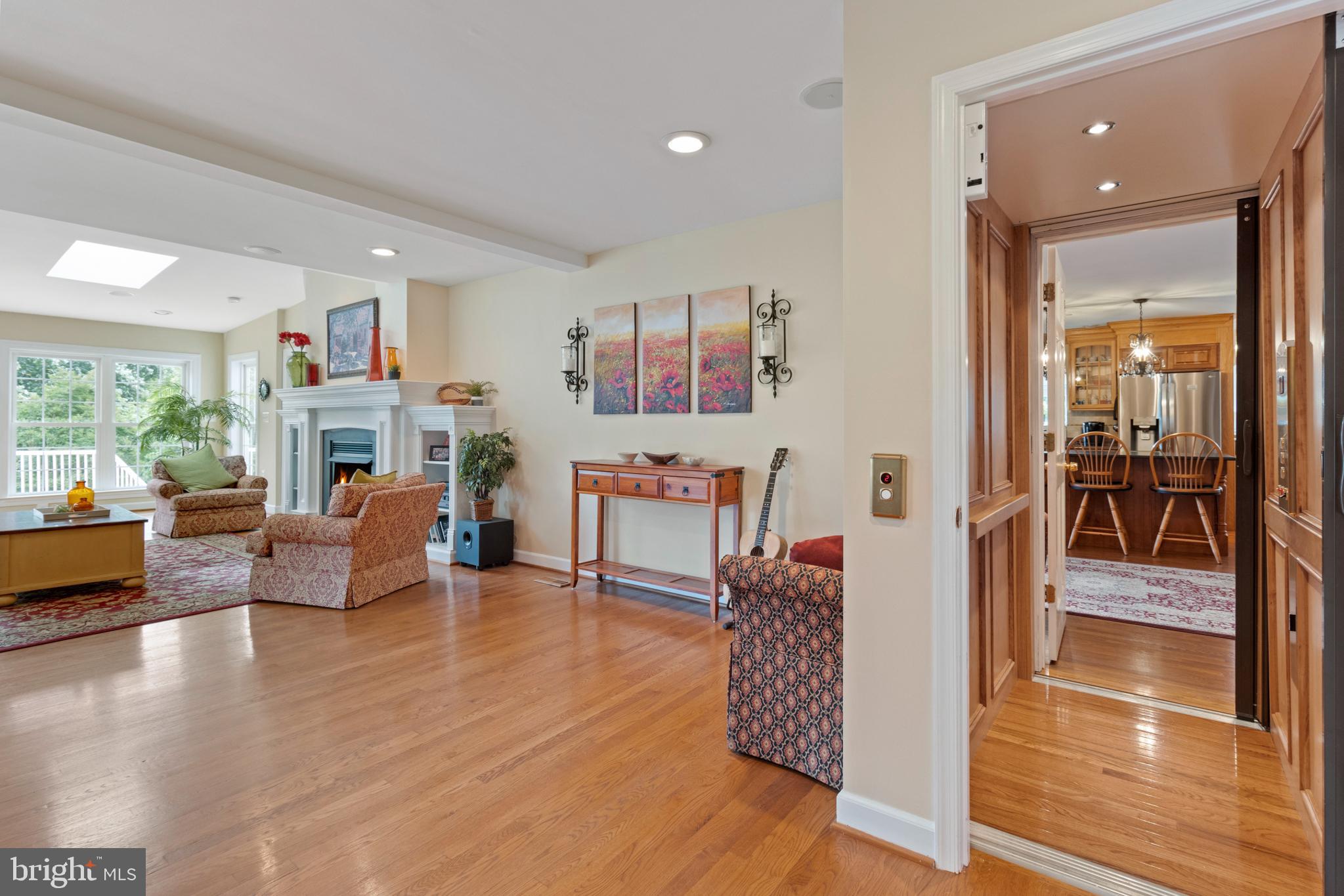 23703 Woodfield Road Gaithersburg, MD 20882 - Photo 37 of 97 Elevator