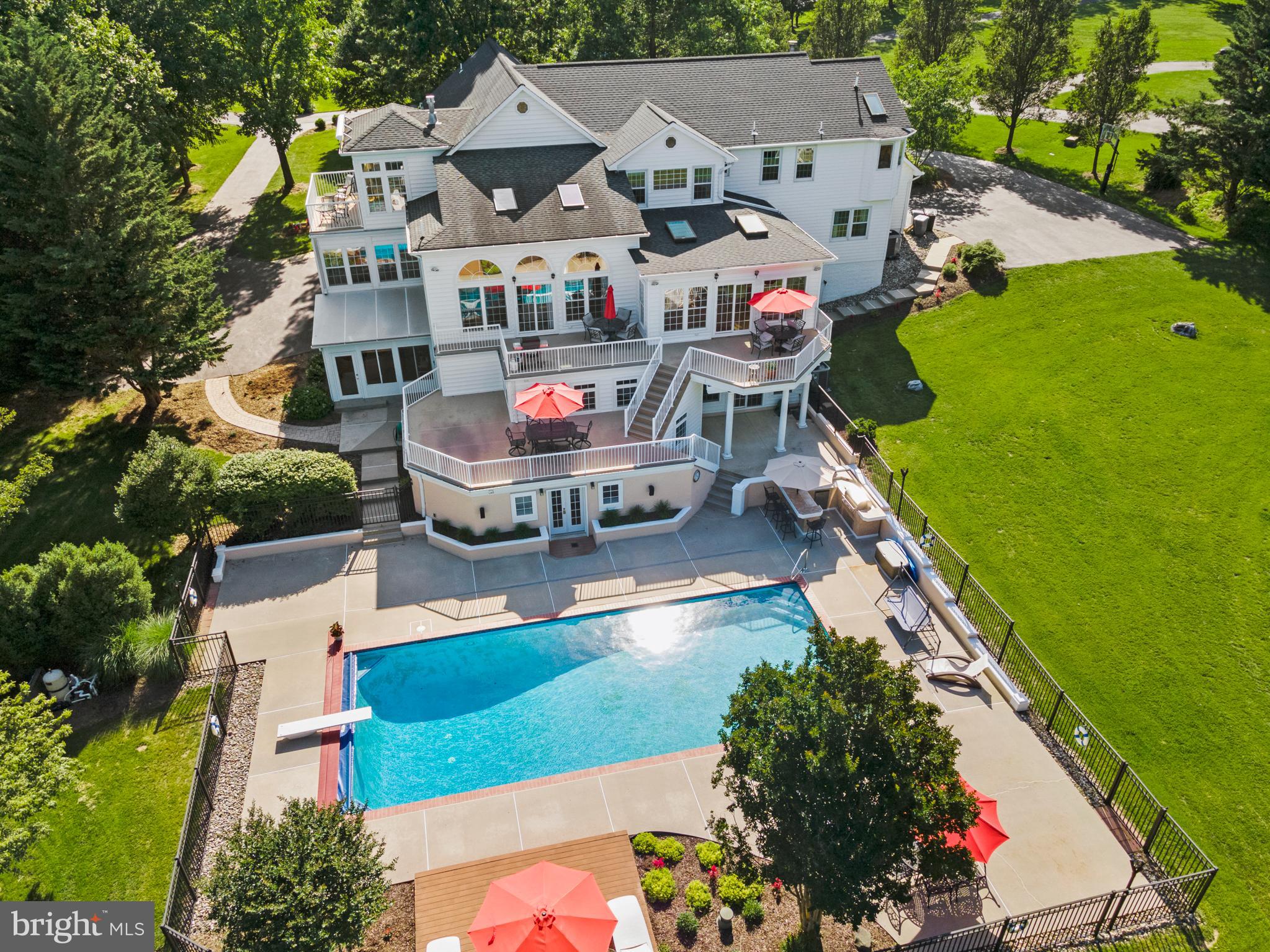 23703 Woodfield Road Gaithersburg, MD 20882 - Photo 4 of 97