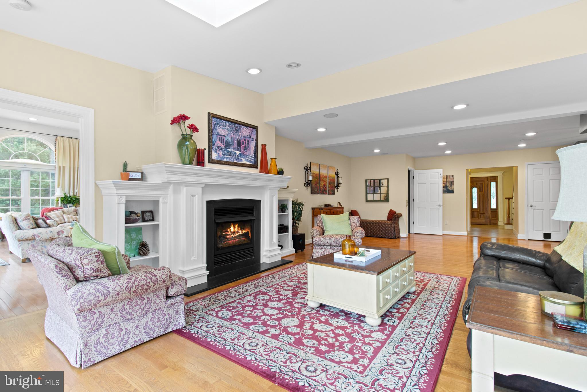 23703 Woodfield Road Gaithersburg, MD 20882 - Photo 44 of 97 Family room/great room side #1.