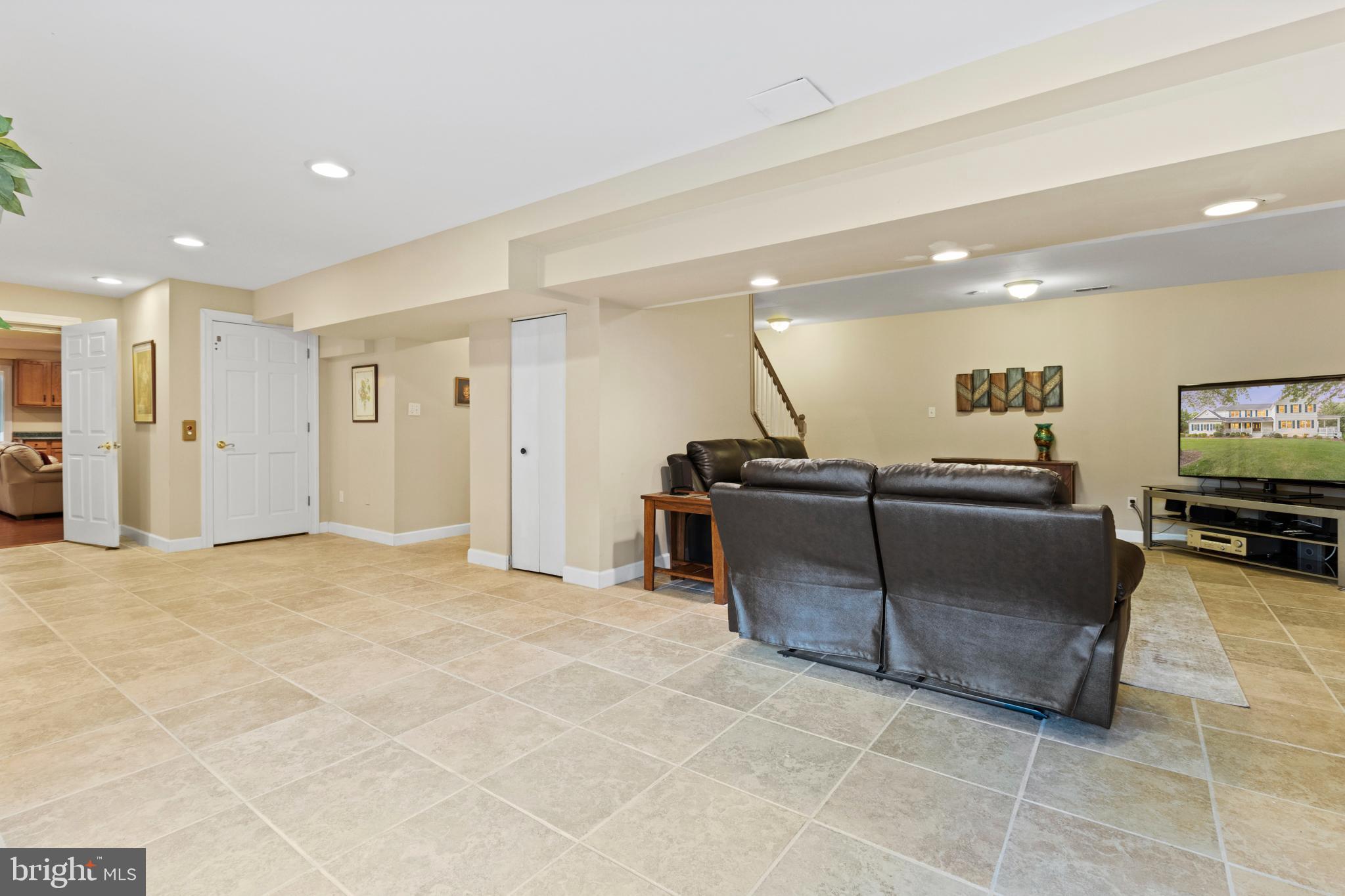 23703 Woodfield Road Gaithersburg, MD 20882 - Photo 59 of 97