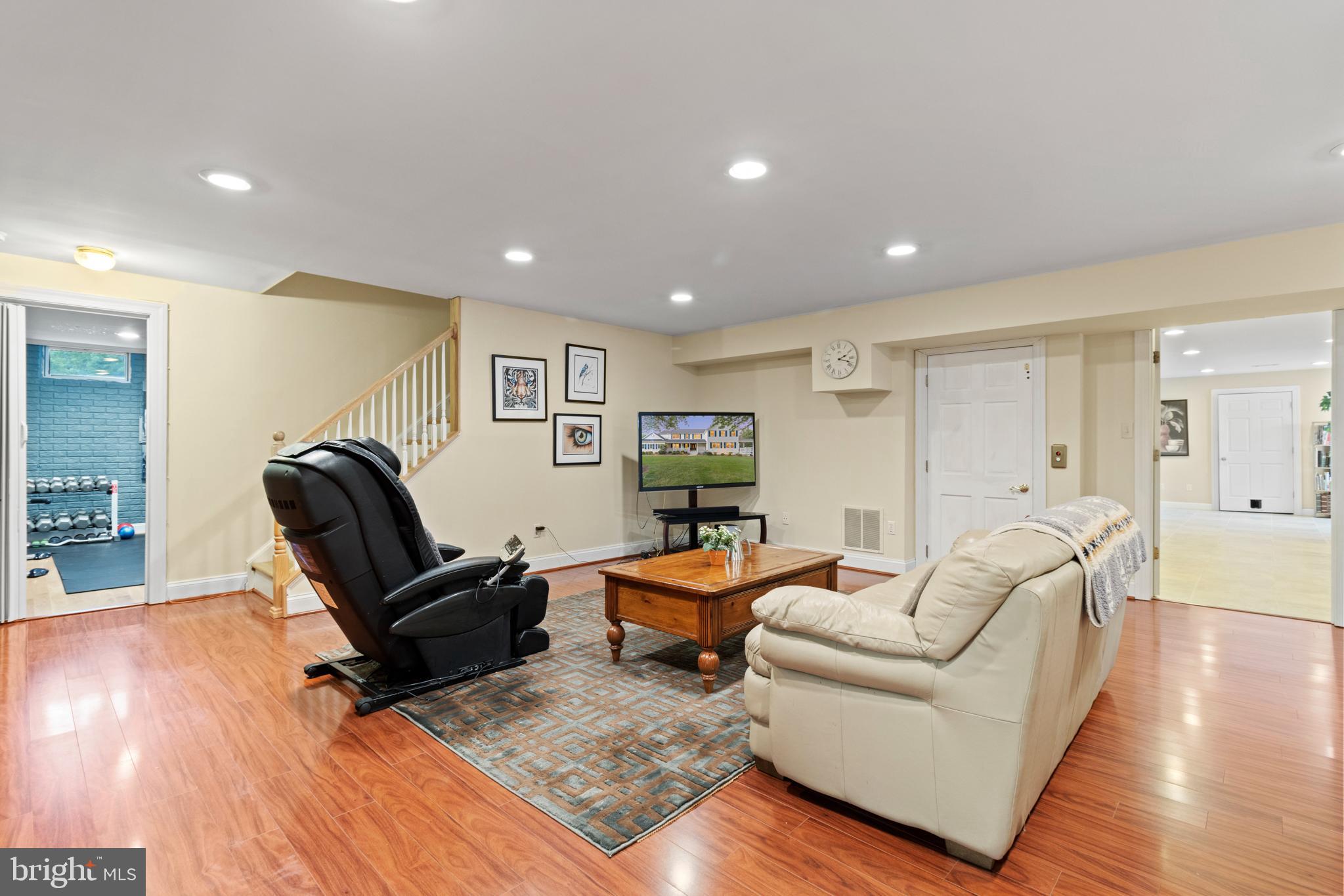 23703 Woodfield Road Gaithersburg, MD 20882 - Photo 65 of 97 Rec area in side #2