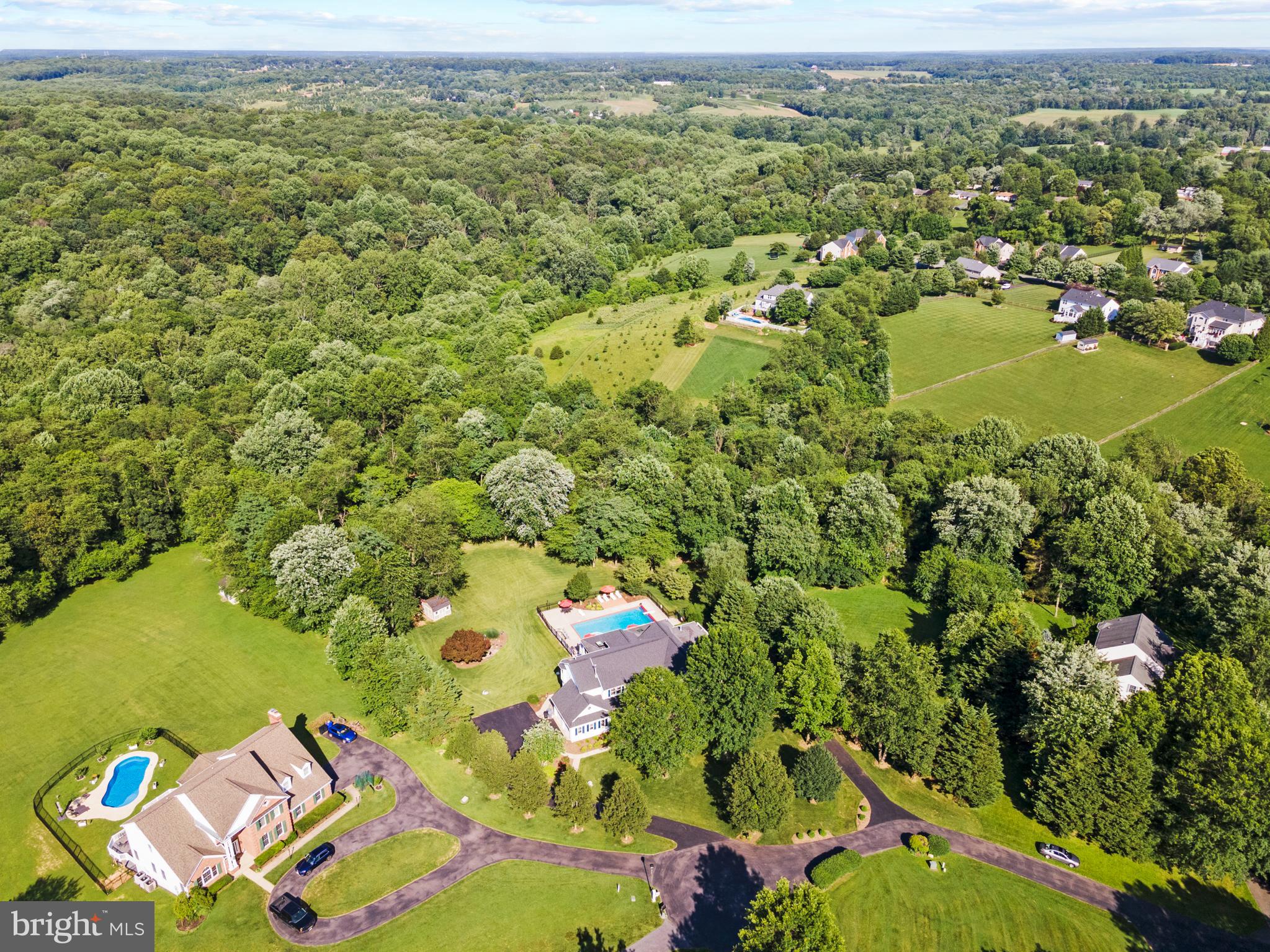 23703 Woodfield Road Gaithersburg, MD 20882 - Photo 79 of 97 Open parkland behind you