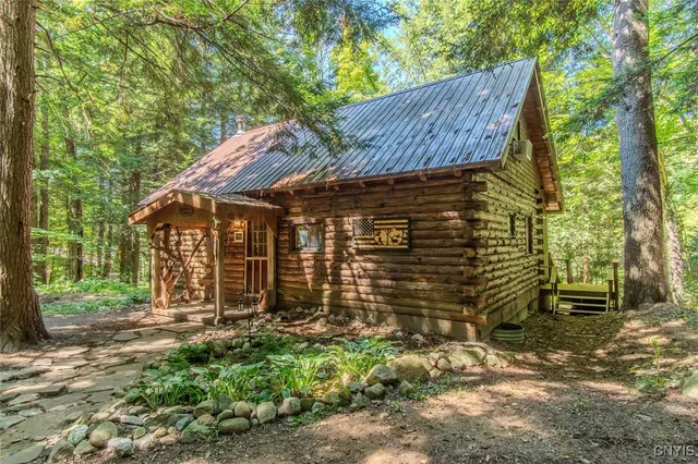 $254,000 | 6443 Lingerlong Pond Road, Watson, NY 13343