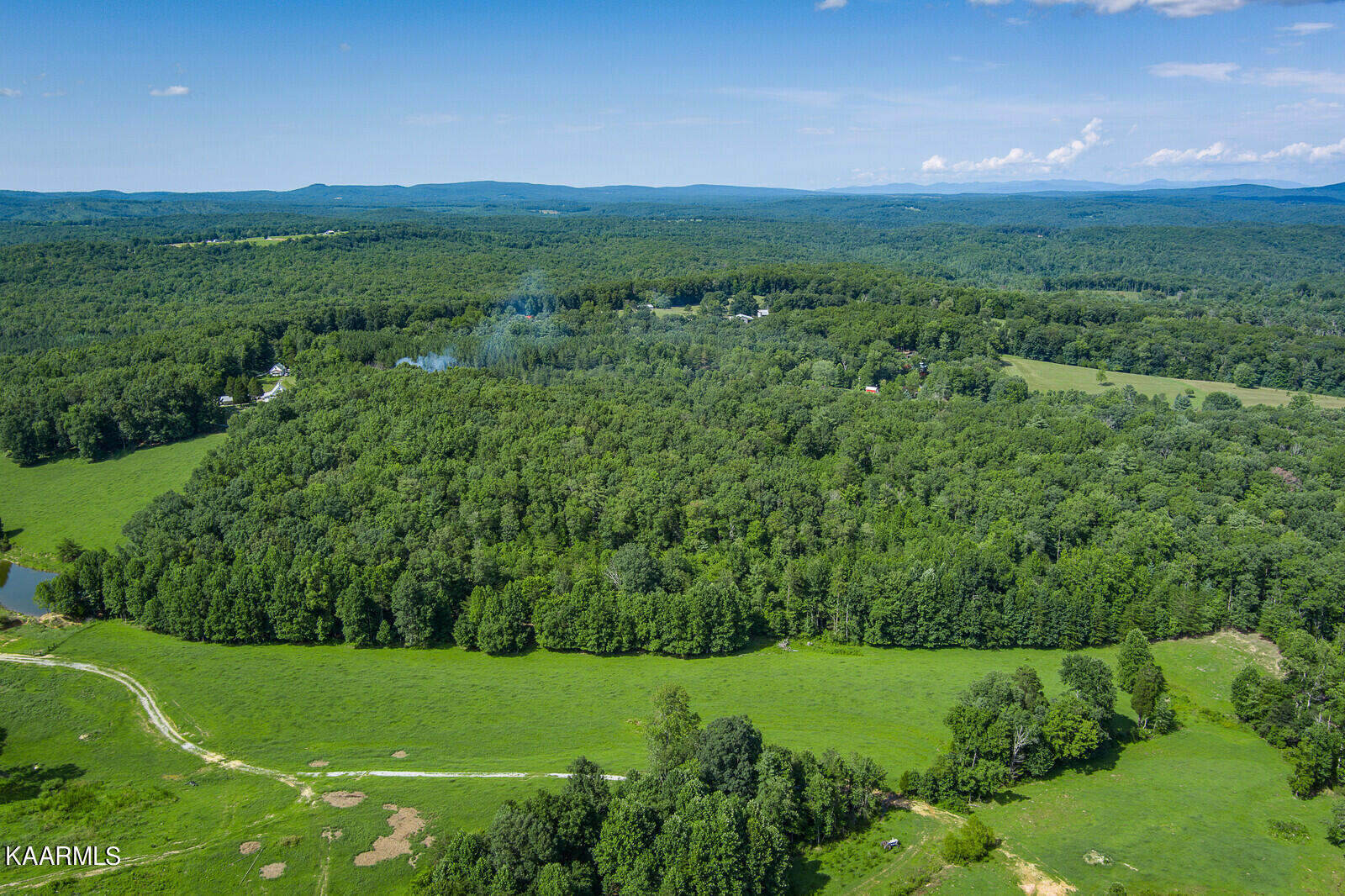 Alloway Road Grandview, TN 37337 - Photo 1 of 7 26_2924_Alloway_Rd_Grandview026_TNPC_mls