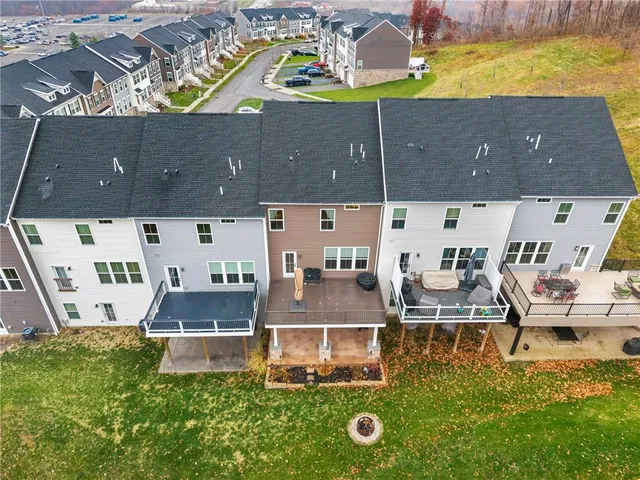 $425,000 | 210 Moyer Hill Drive, Cranberry Township, PA 16066