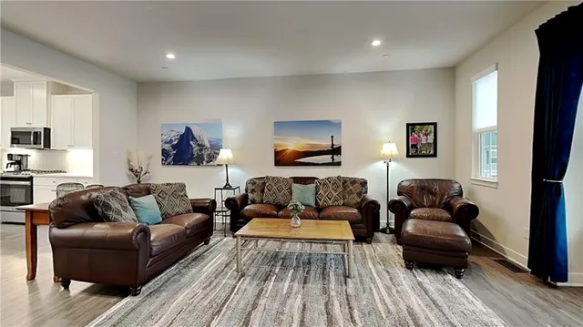 $425,000 | 210 Moyer Hill Drive, Cranberry Township, PA 16066