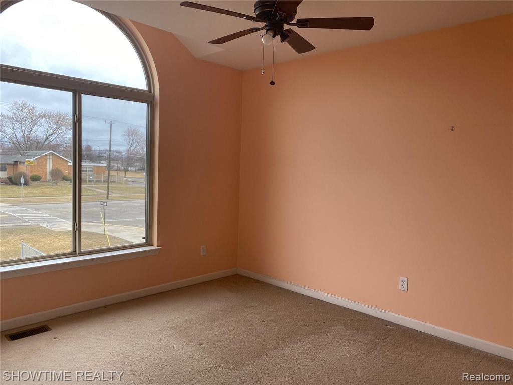 12224 19 Mile Road Sterling Heights, MI 48313 - Photo 29 of 37