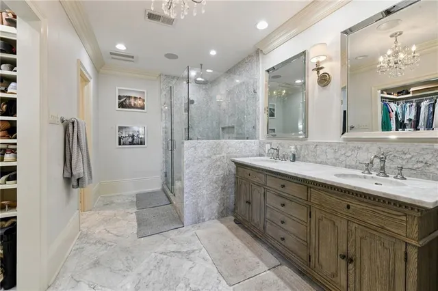 $945,000 | 7408 Stoneleigh Drive, Harahan, LA 70123