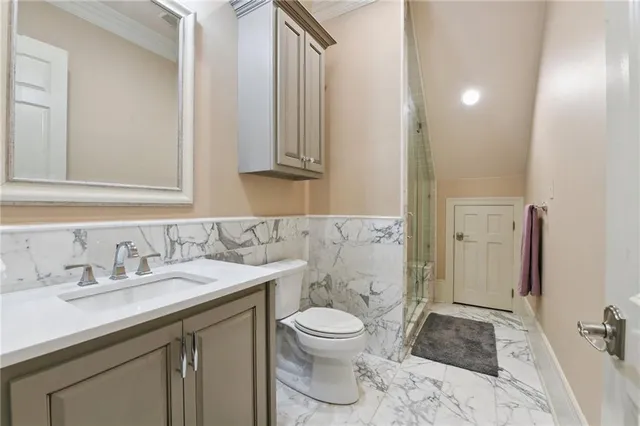 $945,000 | 7408 Stoneleigh Drive, Harahan, LA 70123