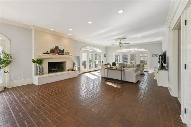 $945,000 | 7408 Stoneleigh Drive, Harahan, LA 70123