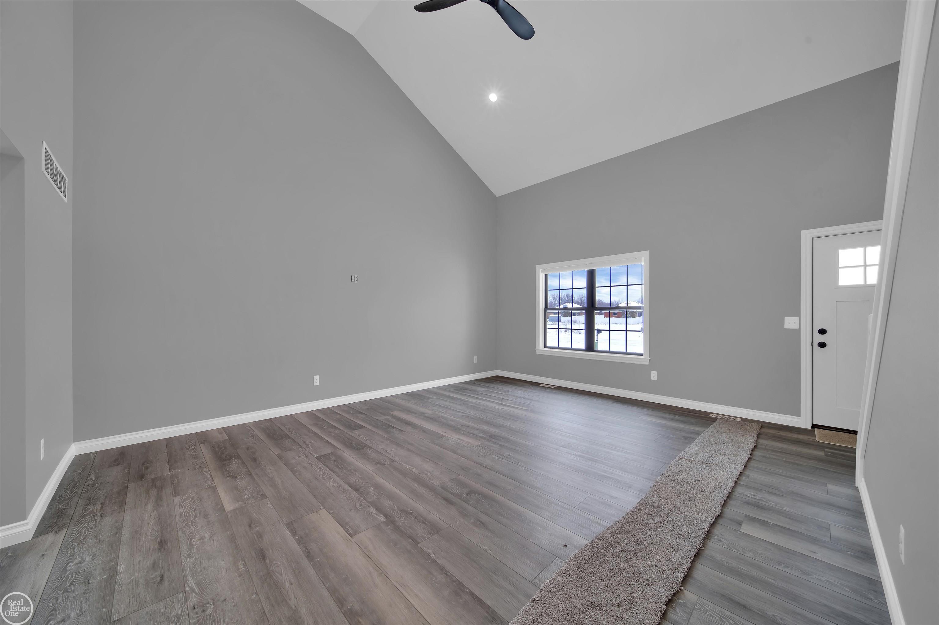 1815 Riley Road St. Clair, MI 48079 - Photo 4 of 23 50117943-11f73d28-892b-49bd-bd3b-3ce08b082032.JPG